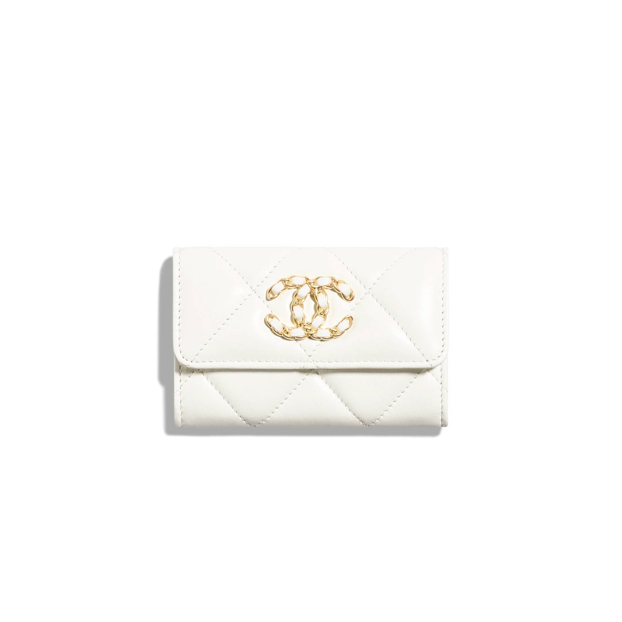 Ch*el 19 flap card holder ap1790 b04852 10601 (11.3*7.5*2.1cm)